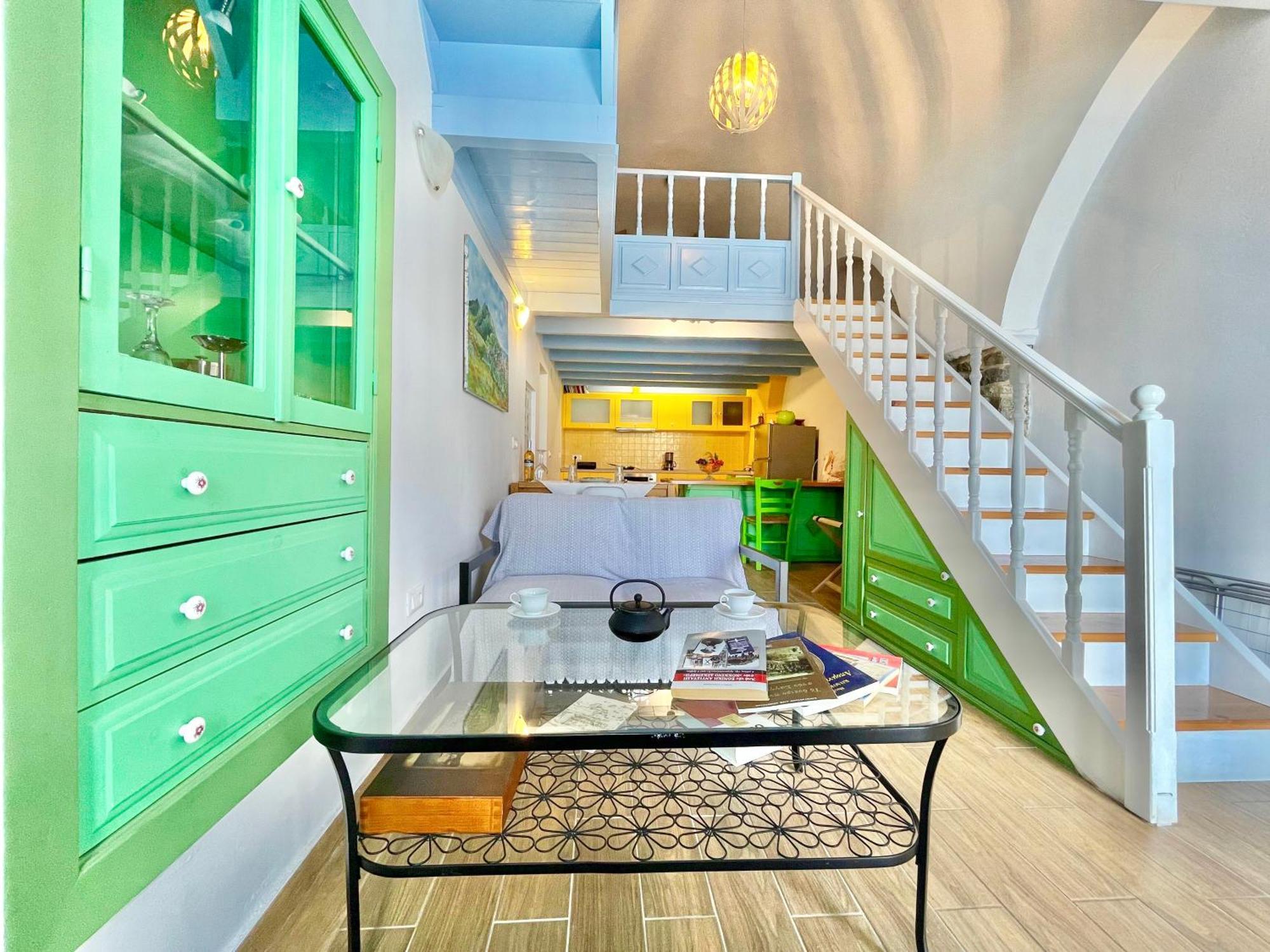 Apartment Seafront - Harbour View , Pitini 2 Symi