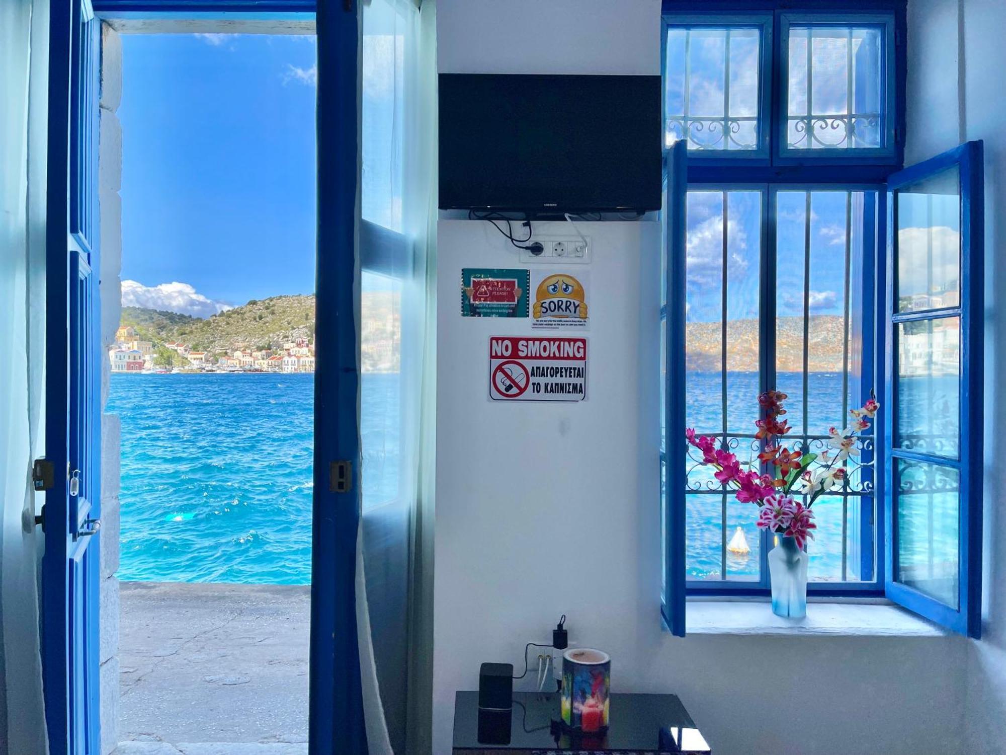 Apartment Seafront - Harbour View , Pitini 2